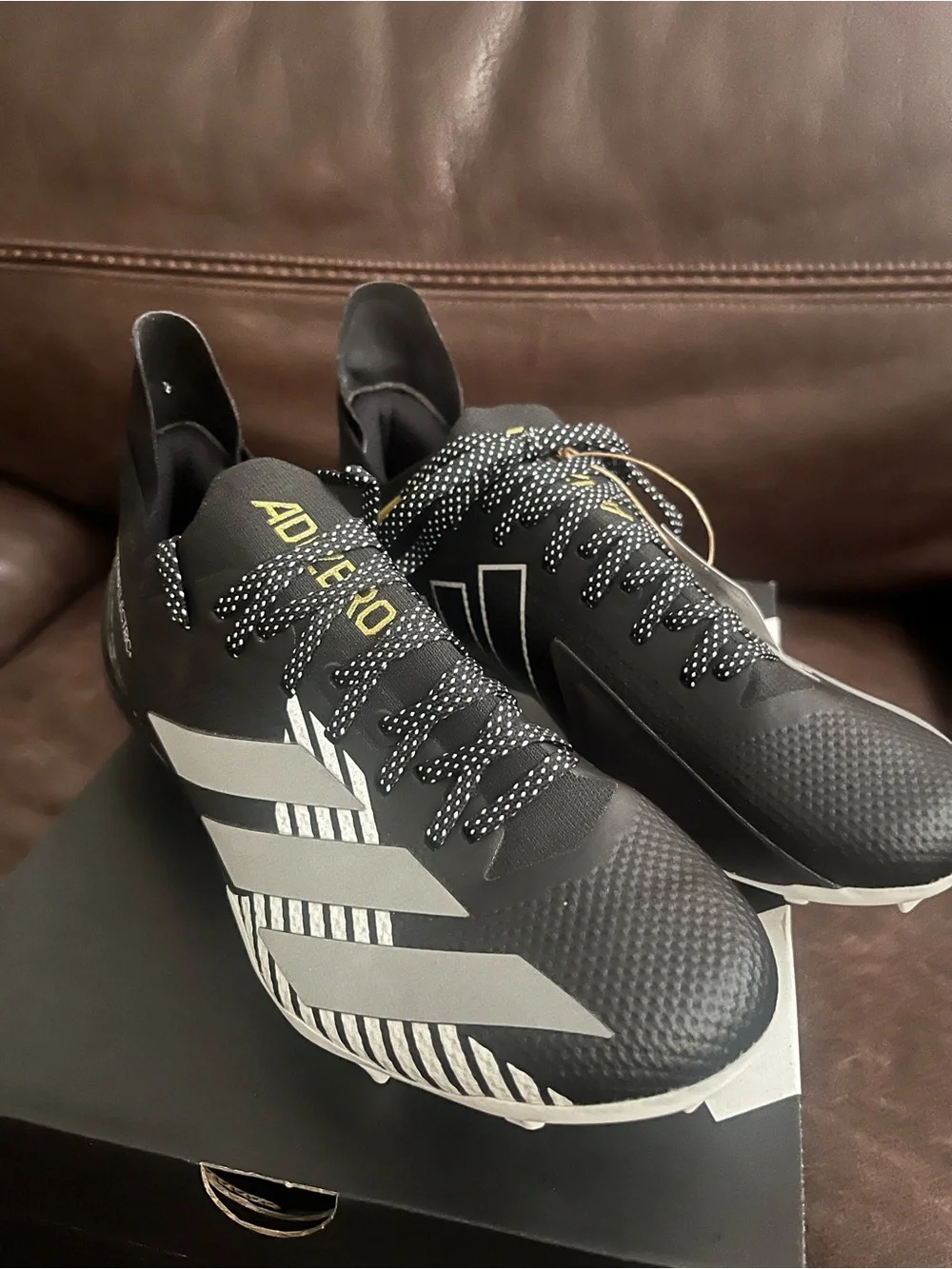 adidas Men’s Black & Silver Football Cleats - Speed-Focused Design